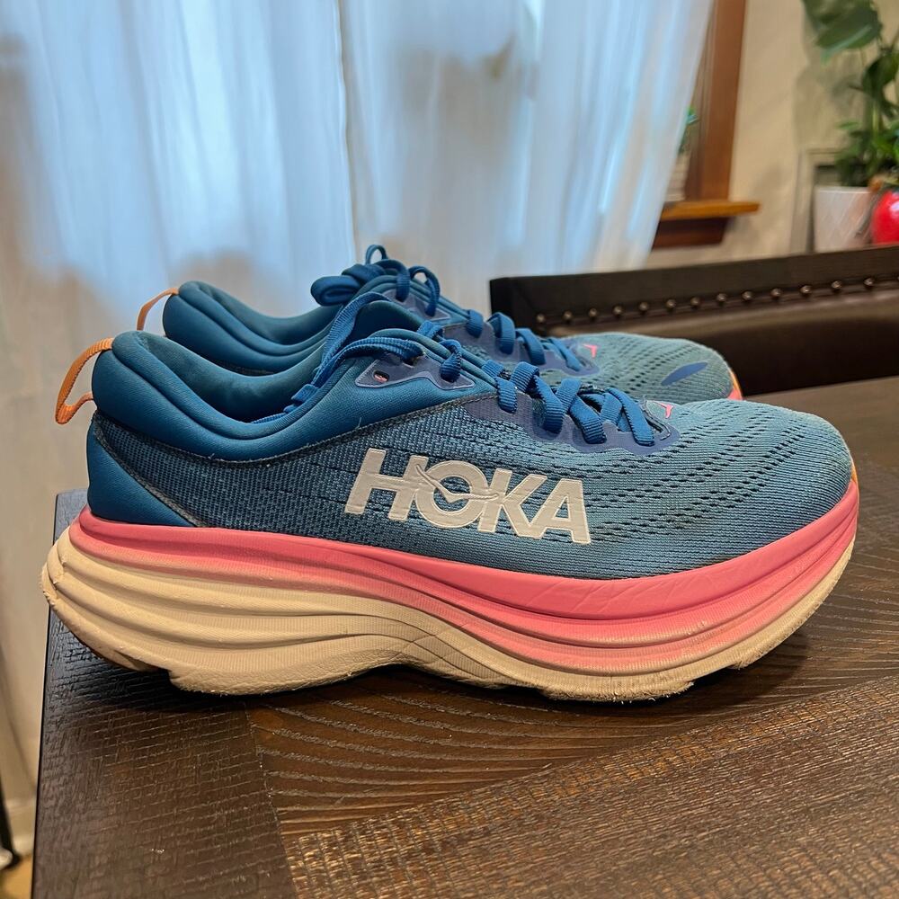 Hoka Bondi 8 running shoes blue and pink 9 B